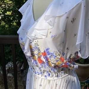 Vintage 1970’s Summer Flowers Dress